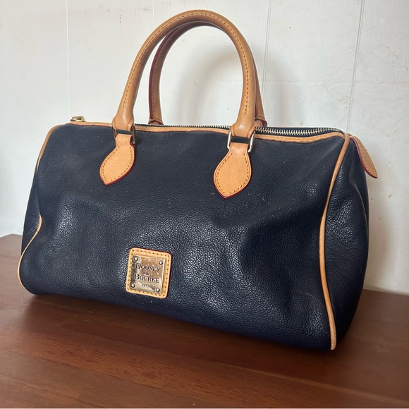 Dooney & Bourke Navy Blue Pebbled Leather Handbag Purse Pink Lining Red Trim - Picture 2 of 12